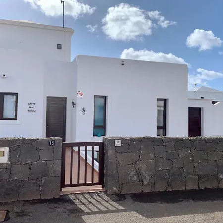 Splendid Casa Papagayo, Heated Pool, Roofterrace With Views And Wifi Playa Blanca (Lanzarote)