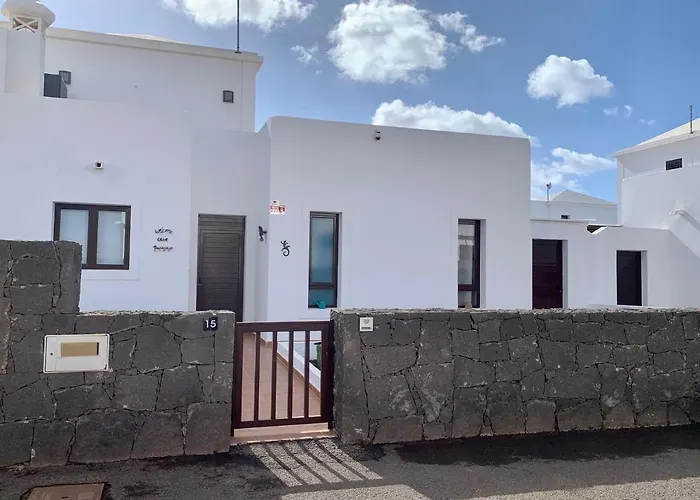 Splendid Casa Papagayo, Heated Pool, Roofterrace With Views And Wifi Playa Blanca (Lanzarote)
