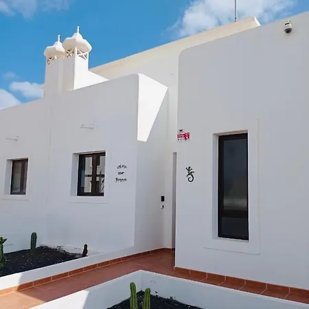 Villa Splendid Casa Papagayo, Heated Pool, Roofterrace With Views And Wifi