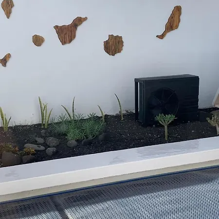 Splendid Casa Papagayo, Heated Pool, Roofterrace With Views And Wifi Villa